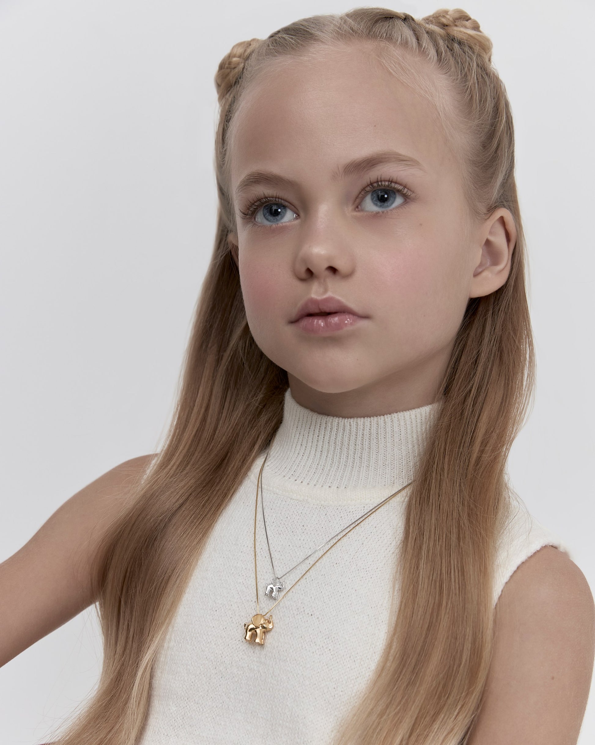 ELÉ necklace