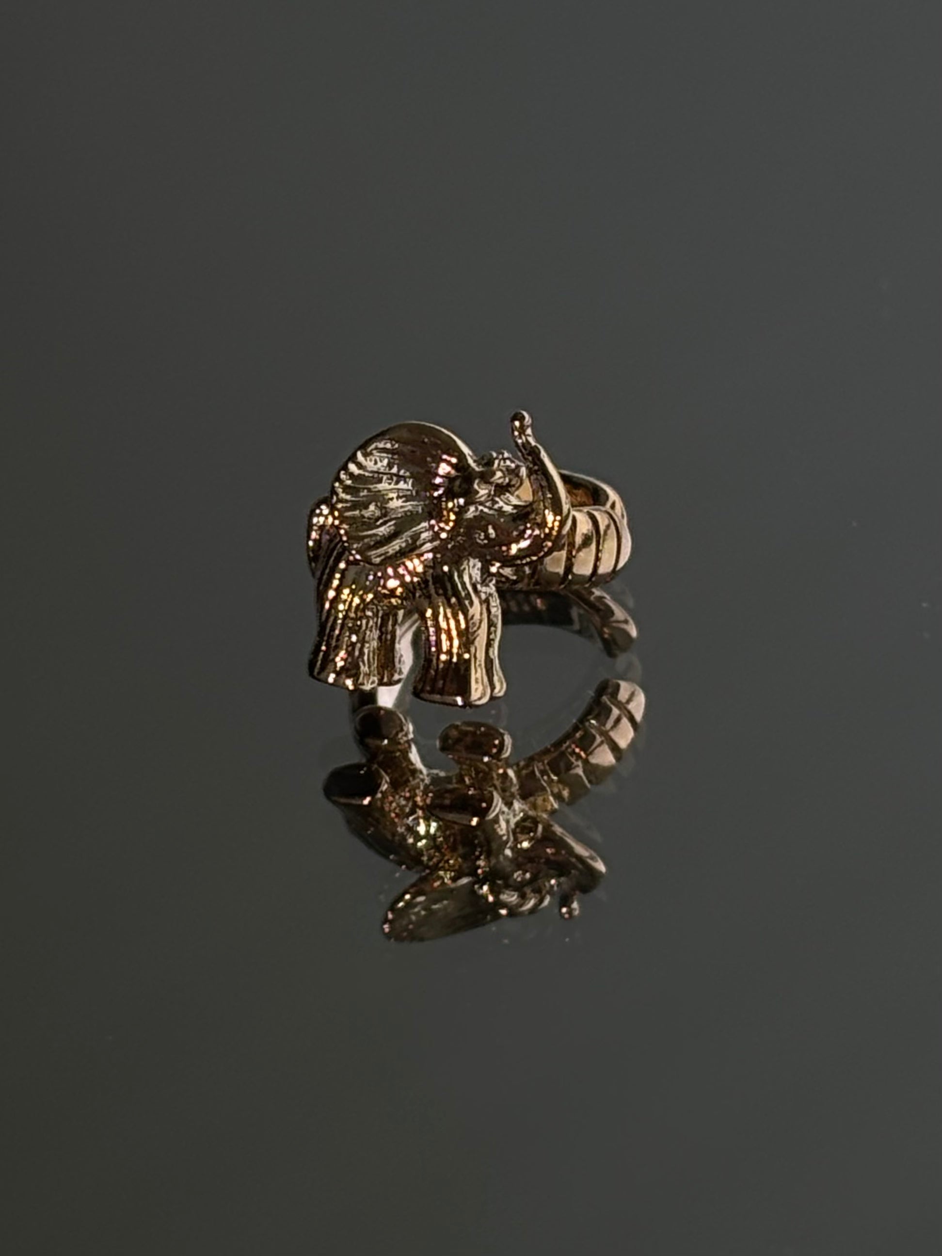 Ear cuff / Ring / Elephant