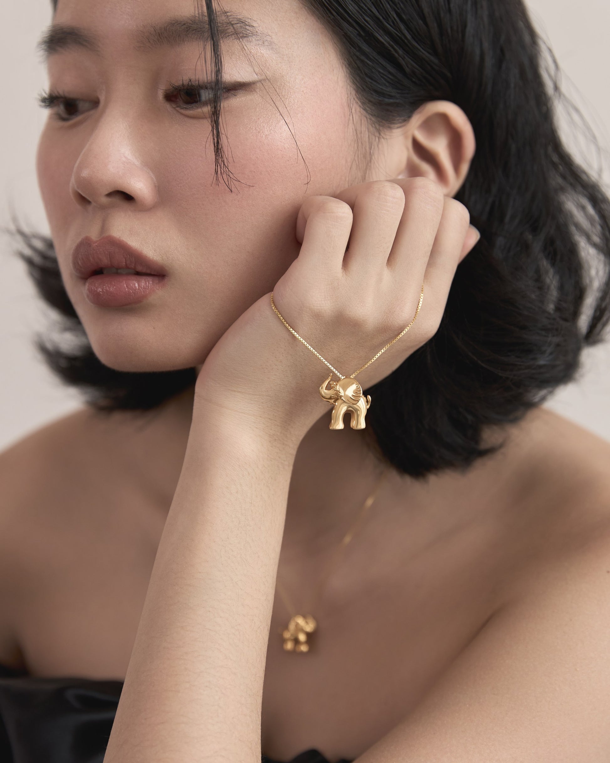 ELÉ necklace