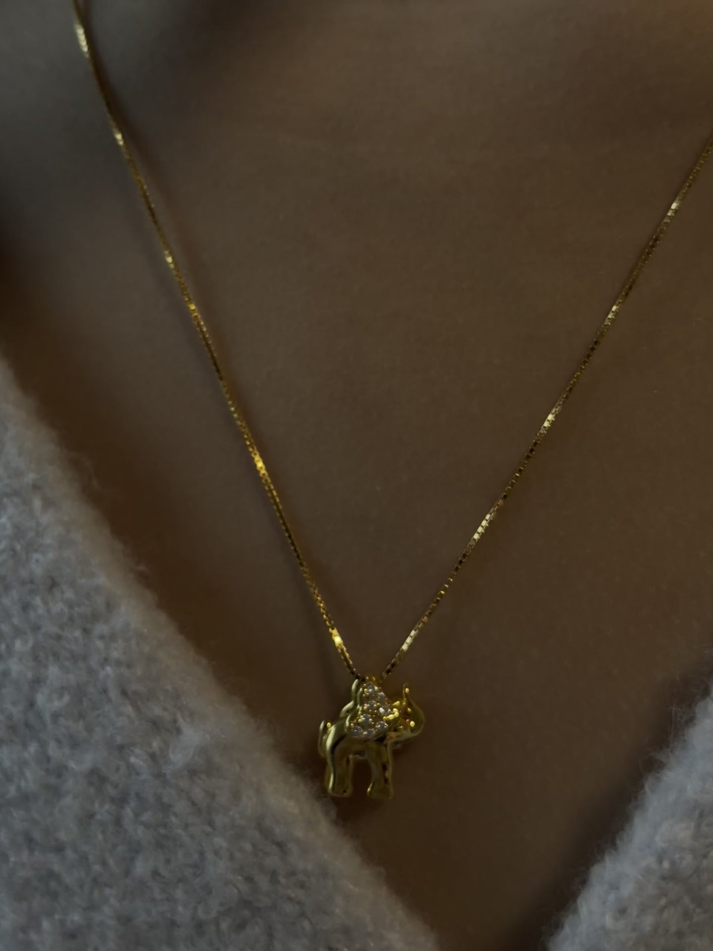 élé 16 Diamond Heart